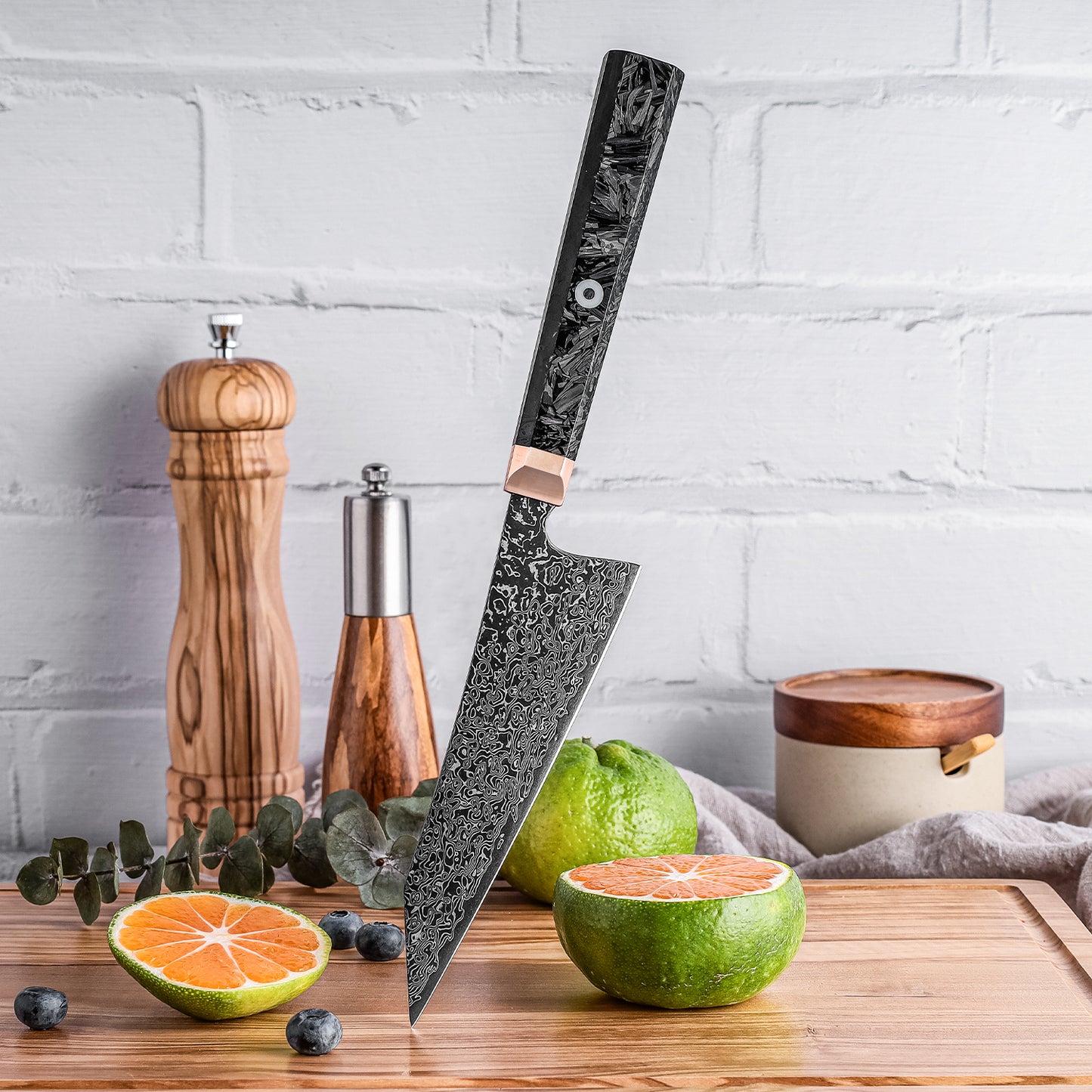 Kohlenstoffstahlmesser kiritsuke mit Damast-Lasergravur