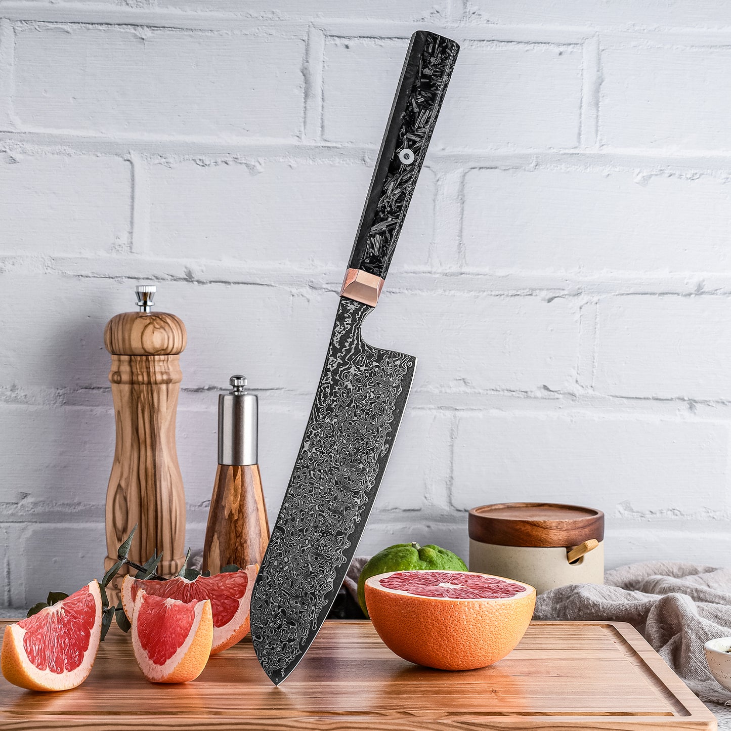 Kohlenstoffstahlmesser Santoku mit Damast-Lasergravur
